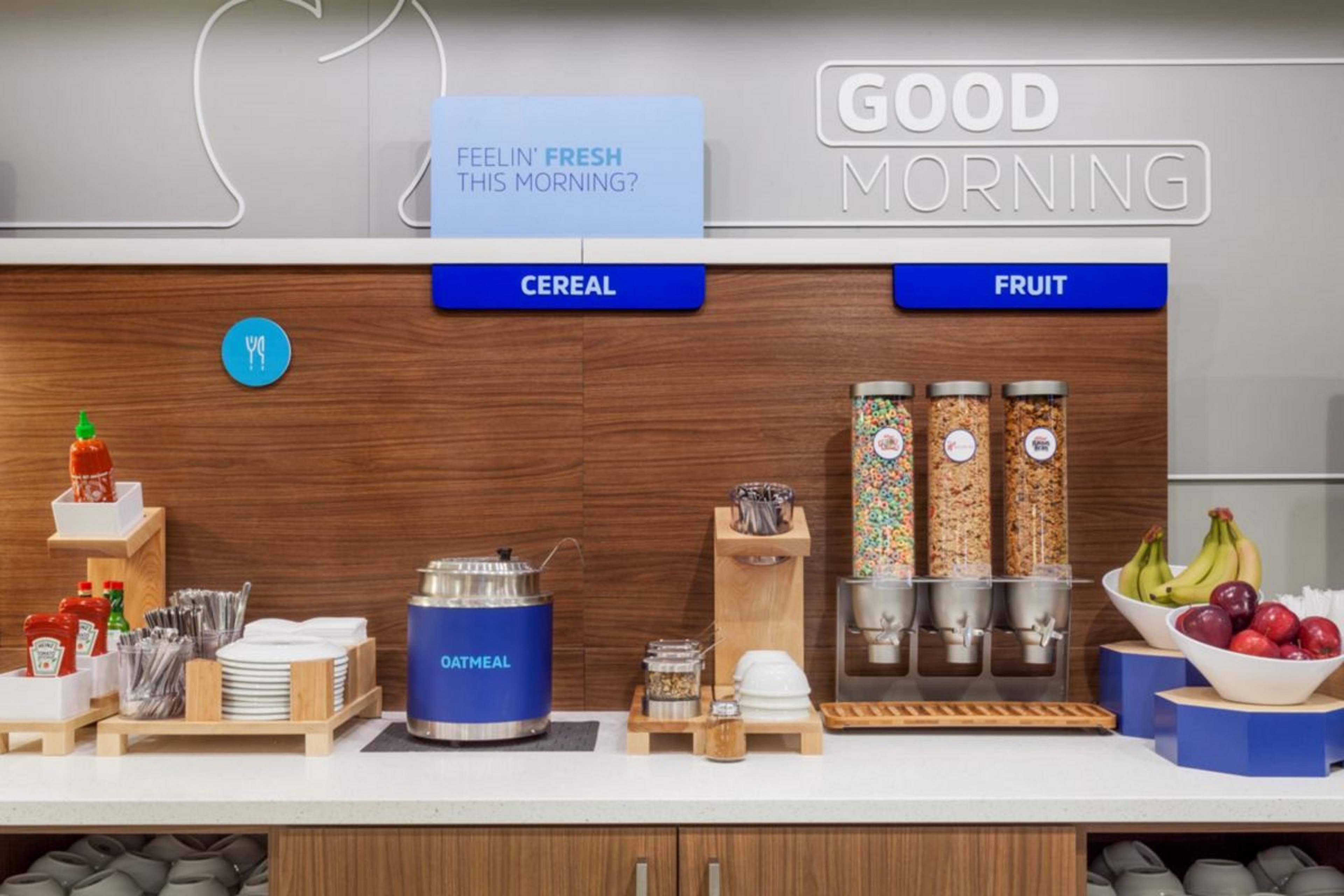 Holiday Inn Express & Suites Manhattan By Ihg Eksteriør bilde