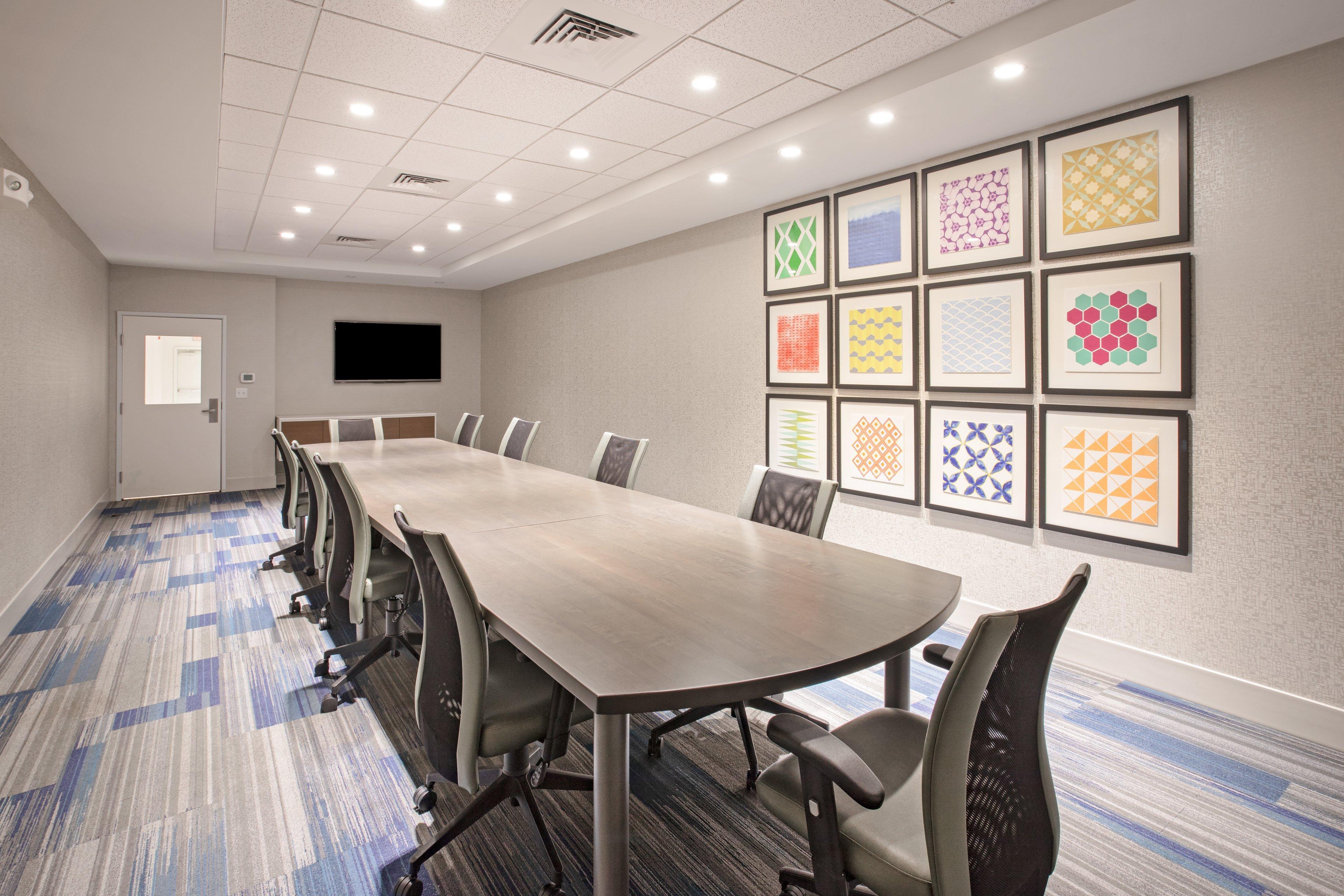 Holiday Inn Express & Suites Manhattan By Ihg Eksteriør bilde