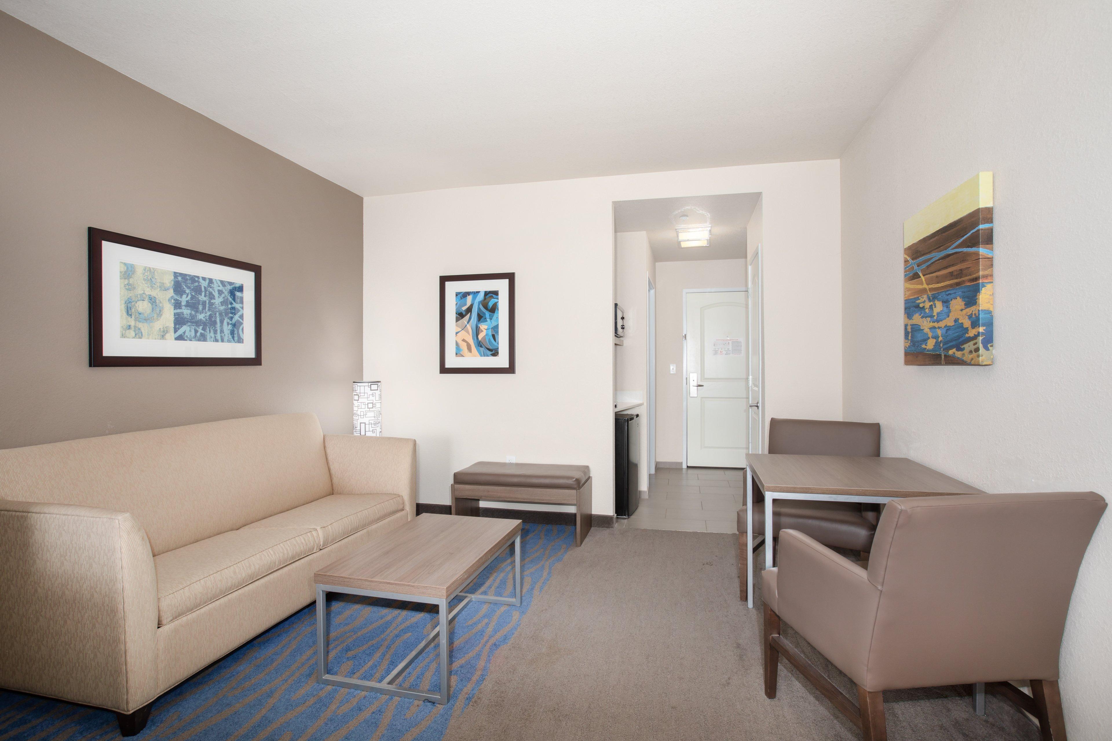 Holiday Inn Express & Suites Manhattan By Ihg Eksteriør bilde